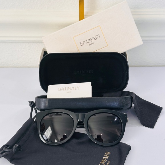 BALMAIN Classic Black Sunglasses - Picture 2 of 6
